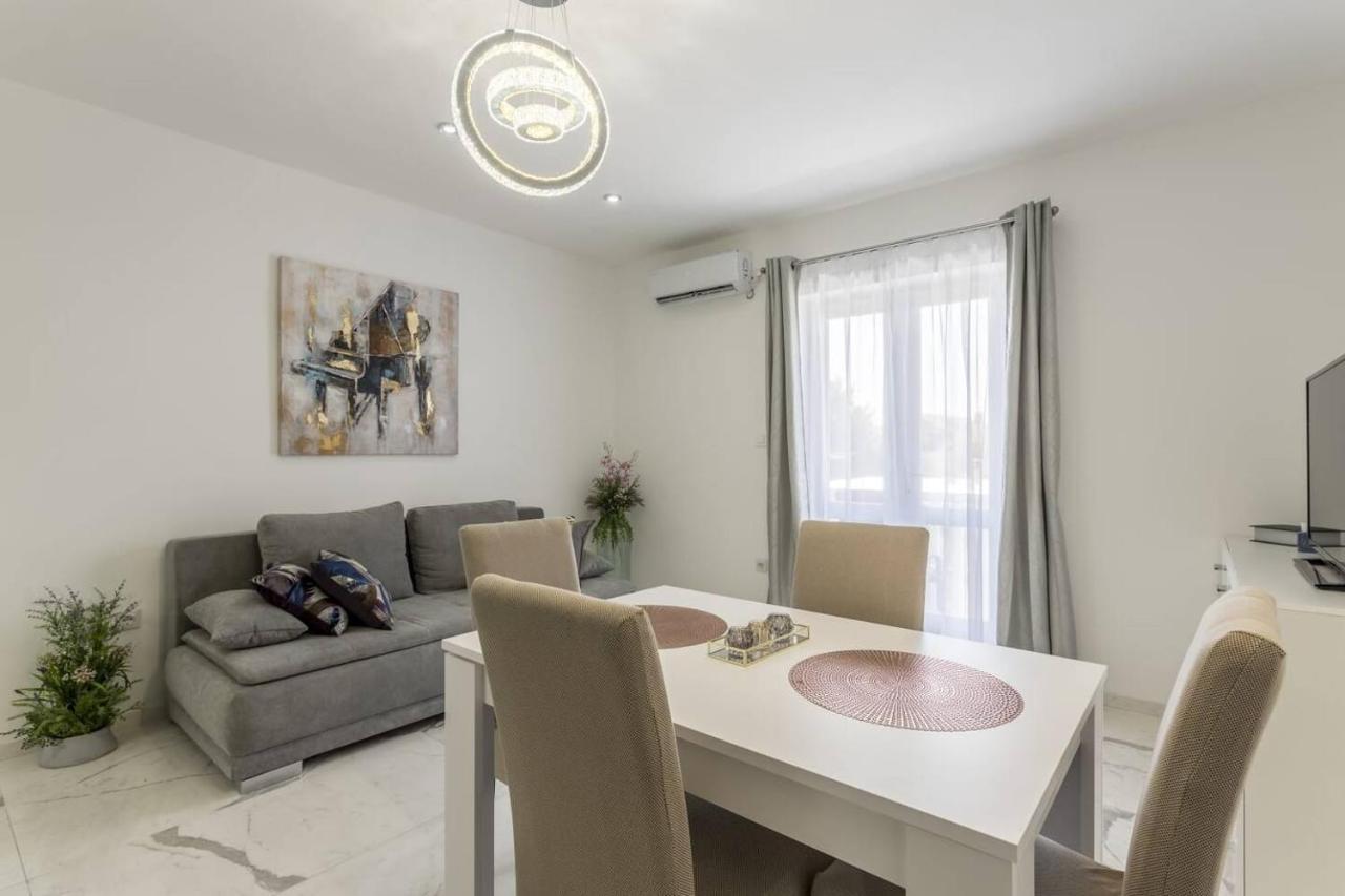 Royal Gold Apartment Vodice Exterior foto